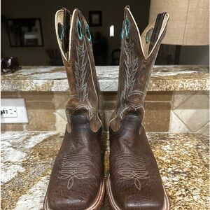 Cavenders Brand Boots